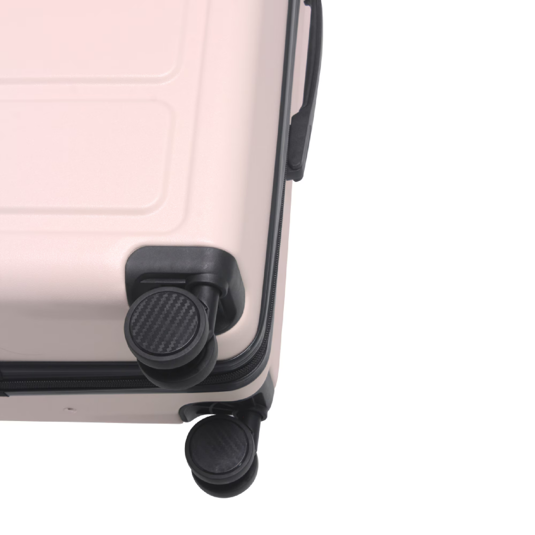 Hardshell spinner luggage interior
